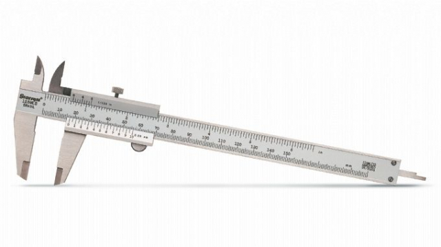 Paquímetro Universal 150mm/ 6" Starrett